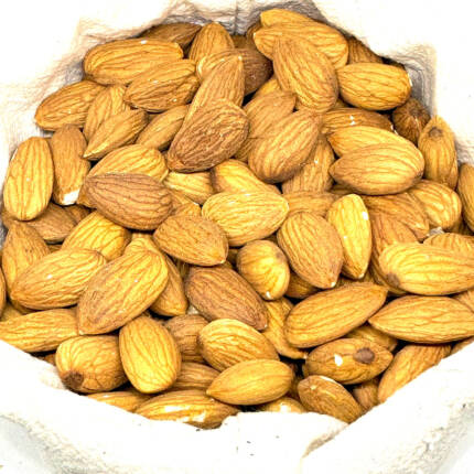 Ak Badem (500 g)